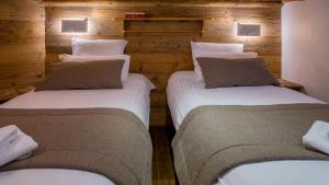 B&B / Chambres d'hotes Chalet K120 - Village du Praz - Courchevel : photos des chambres