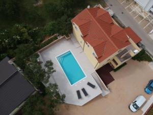 Holiday house in Drage with sea view, balcony, air conditioning,W-LAN 571-1
