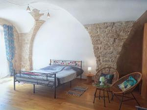 Pour les amoureux des vieilles pierres