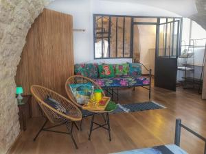 Appartements Pour amoureux de vieilles pierres •Logement entier : photos des chambres