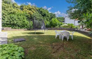 2 Bedroom Gorgeous Apartment In Pobri 