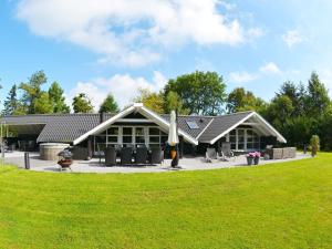 Bright Cottage with Hot Tub - By Traum Ferienwohnungen