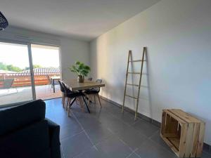 Appartements App Le Golf T3 terrasse wifi pkg : photos des chambres