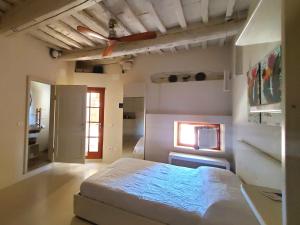 CASINA TOSCANA, Cozy studio in the heart of Campiglia Marittima with FREE Wi-Fi