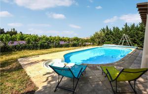 Maisons de vacances Amazing Home In Taulignan With Outdoor Swimming Pool, Wifi And 4 Bedrooms : photos des chambres