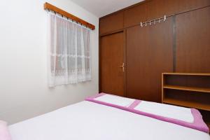 Apartments with parking space Potocnica, Pag - 6338