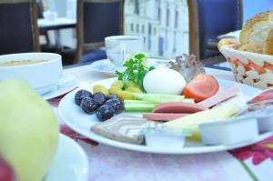 Hivas Hotel