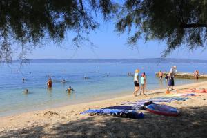 Apartments with a parking space Kastel Kambelovac, Kastela - 21521