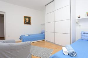 Apartments with WiFi Split - 21557