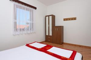 Apartments with parking space Potocnica, Pag - 6338