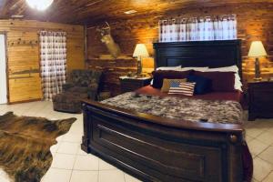 The Presidential Barndominium in the Stable at Bear Mountain