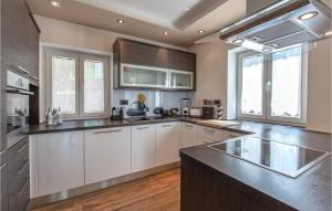 Nice Apartment In Smarje With Wifi