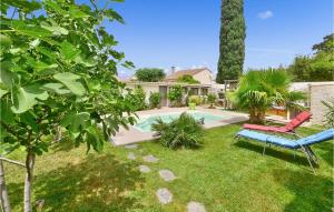 Maisons de vacances Beautiful Home In Le Pontet With 3 Bedrooms, Outdoor Swimming Pool And Swimming Pool : photos des chambres