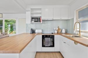 Burrill Lake Cottage