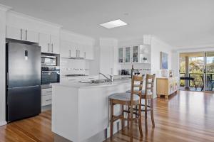 Foredeck Views at Manyana