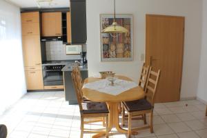 Apartment "Leichtmatrose" hundefreundlich mit Südbalkon Sauna und Parkplatz - 200m zum Deich