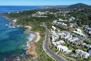 Coolum Beach - Beachside Dream - 3 BR, 2 Bath ZF6
