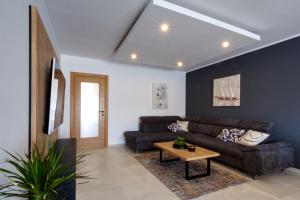 Apartments Iva & Nika