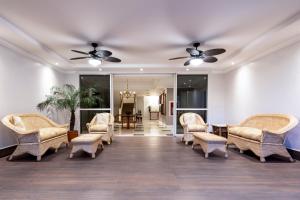 Hotel Villa Morra Suites