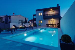 Apartments Iva & Nika