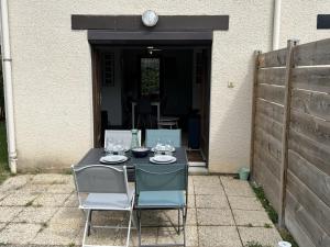 **Cottage 6 pers à Cabourg - Proche plage et thalasso, jardin, parking, Wi-Fi gratuit** - FR-1-487-358