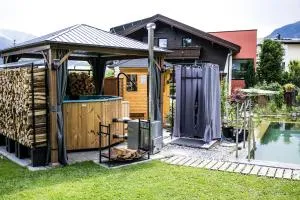 Gästehaus Waldrand Garni - Strass im Zillertal