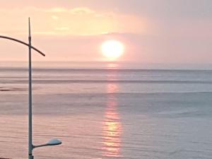 vue sur Mer " VILLA DES MOUETTES " les pieds dans l eau