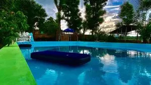 River Park Retreat - Sauraha