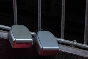 City apartment, pool & carpark