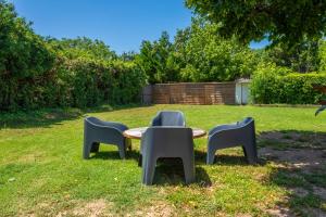 Villas Rez de Villa - Le Luc : Villa - Vue sur Jardin