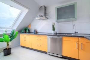 Top Equipped Netflix WLAN CentrO OLGA-Park