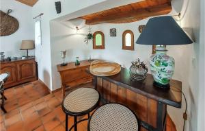 Maisons de vacances Beautiful Home In La Gueriniere With Wifi And 3 Bedrooms : photos des chambres