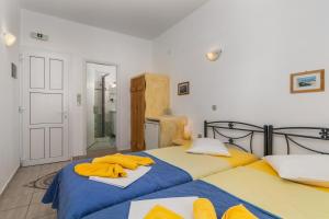 Standard Twin Room with Sea View room in Apollon Rooms