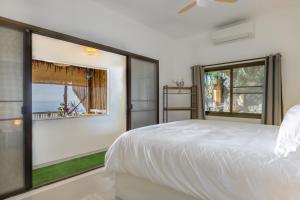 Sunset House two bedroom home with sunset view