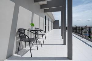 iCheck inn Darisa Ngamwongwan