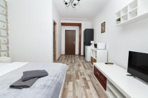 Color Apartments Street Blanari 12