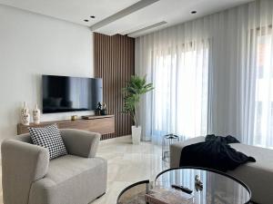 Sunny 2 Bedrooms - By AppartAli