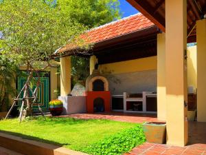 4 Bed Villa Private Pool and BBQ Jomtien Beach