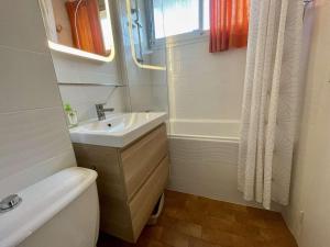 Studio Cabine à Cavalaire-sur-Mer, 4 Couchages, Parking - FR-1-226B-167