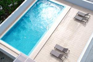 Lucky Elephant Hotel