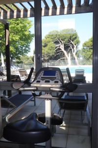 Appartements LUBERON, magnifique Residence Golf de Provence, Piscine, Fitness, Tennis : photos des chambres