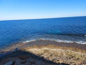 Aguamarina, las Calitas, frente al mar