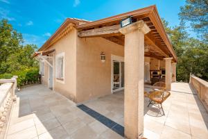 Maisons de vacances Ma Case en Provence - Maison climatisee avec piscine : photos des chambres