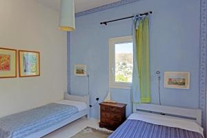 Tourlos Beachfront House in Mykonos