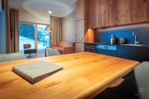 Apartment  BASIC ONE room in Chalets Coburg