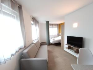 Apartamentos Turísticos Pontepedriña by Bossh! Hotels