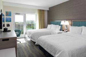 Queen Room with Two Queen Beds room in Hampton Inn Dunedin Fl
