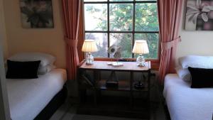 Angels Aisle Cottages & Cafe