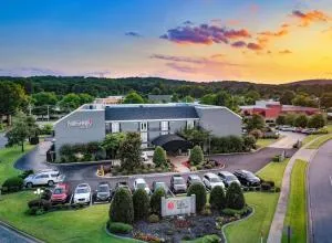 The Burgundy Hotel, Tapestry Collection by Hilton - Bryant