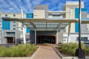 DoubleTree by Hilton Oceanfront Virginia Beach - Norfolk